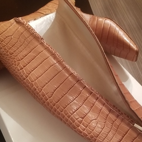 Dior light brown crocodile design leather boots - Picture 4 of 5